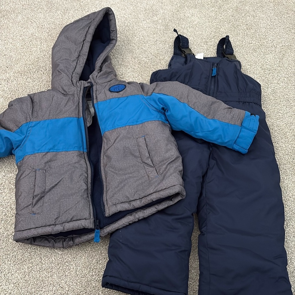 Snow jacket and bib toddler size 3T